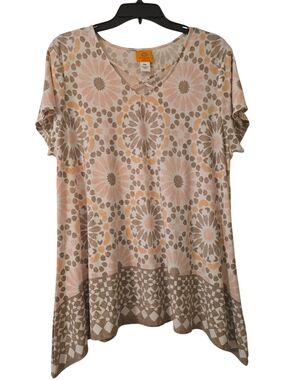 Ruby Rd. Short Sleeve V-Neck Tunic in Beige, Pink & Tan Floral PXL